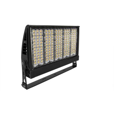 China Sports Stadiums Module Vertical Design High Light Transmittance IP66 Waterproof 500W LED Stadium Light for sale