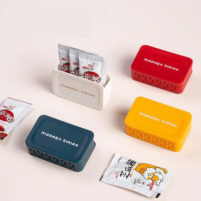 China Mini Folding Hanging Storage Box for Fridge Storage and Office Supplies Matching Box for sale