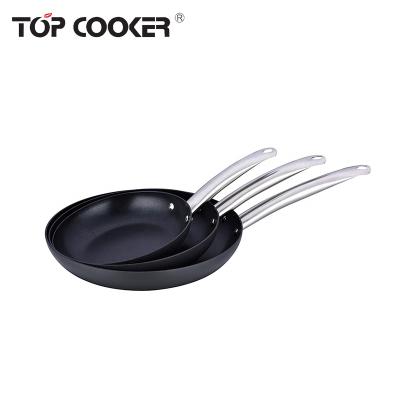 China Sustainable Pressed Aluminum Nonstick Frying Pan With Stainless Steel Handle for sale