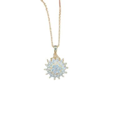 China 2021 New Fashion Jewelry RTS Elect Stainless Steel Iced Out Crystal Rhinestone Rotating Sun Flower Necklace For Women for sale