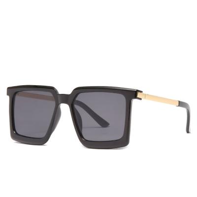 China Fashion Sunglasses Gradient Metal Sun Glass Women Shape Street Shooting Outdoor Sunglasses For Men for sale