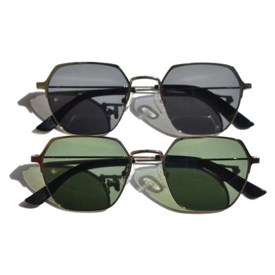 China Plastic Frame Sunglasses Sifier Frame Fashion Sunglasses Plastic Frame Plastic Sunglasses for sale