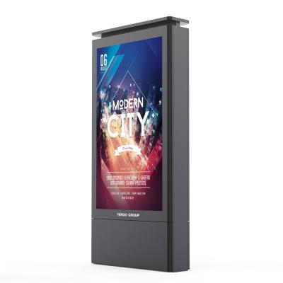 China Mupi Steel Outdoor Street P8 LED Screen Display Advertising Light Box For Sale for sale