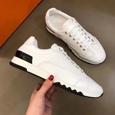 China Fashion Trend Factory Price 2023 New Arrival Designers Trainer Original Luxury Branded Shoes Casual Walking Running Shoes for Women and Men for sale