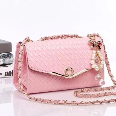 China Others 2023 Factory wholesale pink women's shoulder bags ladies handbag burst small square bag fashion chain bag for sale