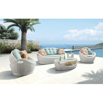 China Oversized Garden Sofa Set of White UV and Water Resistant Rattan Lounger for sale