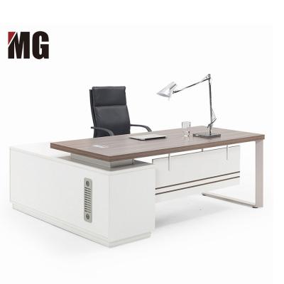 China MDF Executive Table Executive Table Metal Frame Convertible Modern L Shaped Office Desk for sale