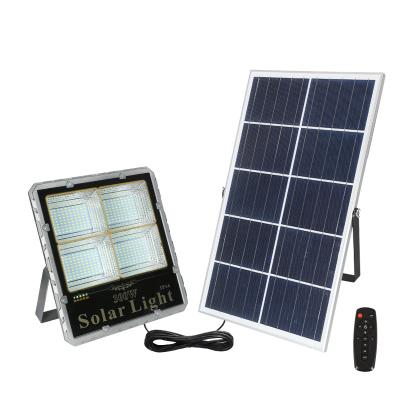 China Garden Power 300W Lifepo4 Lithium Battery Led Solar Flood Light for sale