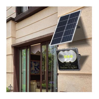 China Solar Garden Lights 30W 60W 100W 200W 300W LED Floodlight Solar Garden Lights Led Solar Street Light for sale