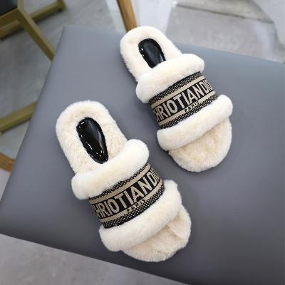 China Damping 2021 New Fashion Fall Flip Flops Cotton Flat Bottom Indoor Home Furry Slippers for sale