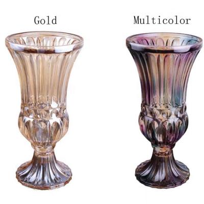 China Unique Glass Crystal Vases for Sale Minimalist Hot Wholesale Vase Vase at Abstract for sale