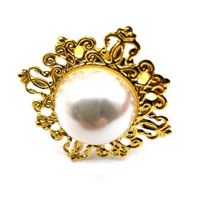 China Viable Wholesale Fashion Gold Plated Napkin Ring For Table Decoration, Gold Rhinestone Napkin Pearl Rings for sale