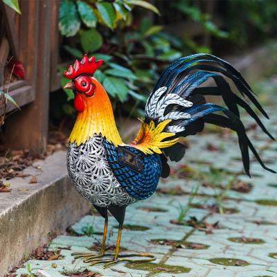 中国 Chicken Solar Garden Ornament Multiple Solar Powered Outdoor Decor Medium 販売のため