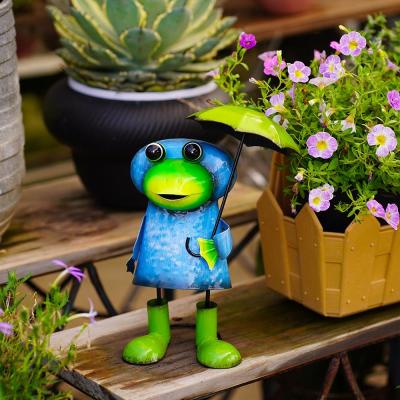 中国 Customizable Frog Metal Garden Ornaments Decoration Weatherproof 販売のため