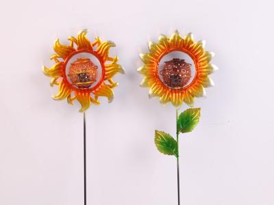 China Zonne-metalen bloemenversiering Outdoor Plug In Decoraties Tulpenbloem Zonnebloem Te koop