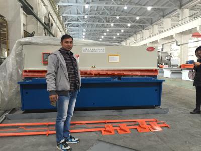 China De Snijmachinecnc van het ijzerblad Hydraulische Scherende Machine/Hoge Precisie Automatische Scherende Machine Te koop