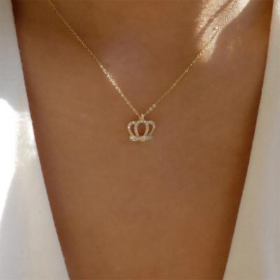 China FASHIONABLE Women Jewelry Tasty Gold Plated Link Chain Zircon Crown Pendant Necklace for sale