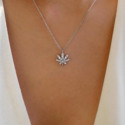 China New Fashion Design Trendy Silver Zircon Chain Leaf Pendant Necklace For Women for sale