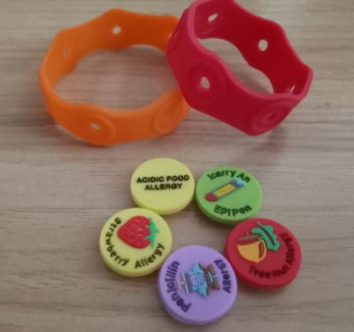 China Customized Cheap Funny Kids Personalized Custom Colors Kids Wristband Wristband Silicone Wristbands for sale