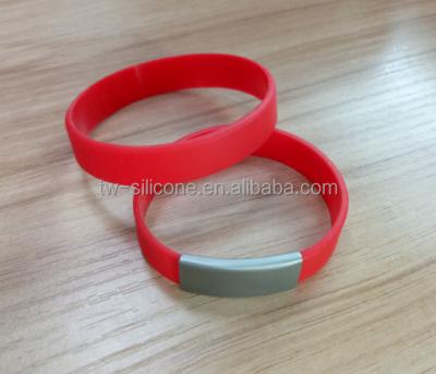 China Trendy Promotional Make Your Own Logo Friendship Bracelets for sale