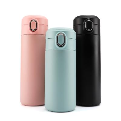 China Customized Sustainable Double Wall Stainless Steel Water Bottle Sports Insulated Vacuum Flask With One Touch Lid for sale