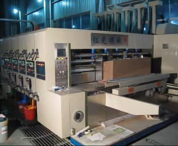 China máquina de alta velocidad automática llena del troquelador del slotter de la impresora del flexo de la cartulina acanalada en venta