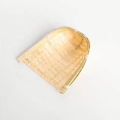 China Sustainable Handmade Weaving Fruit Basket Woven Natural Bamboo Sieve For Storage Wholesale ZL056 for sale