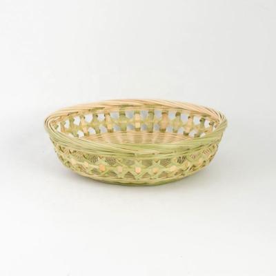 China Sustainable Handmade Natural Round Woven Bread Bamboo Tray Weaving Fruit Basket For Storage ZL071 for sale