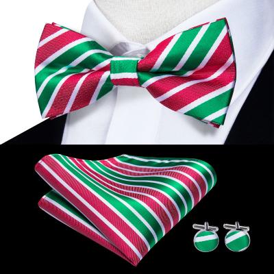 China Customized wholesale striped casual style silk men's bow tie and pocket square set for sale