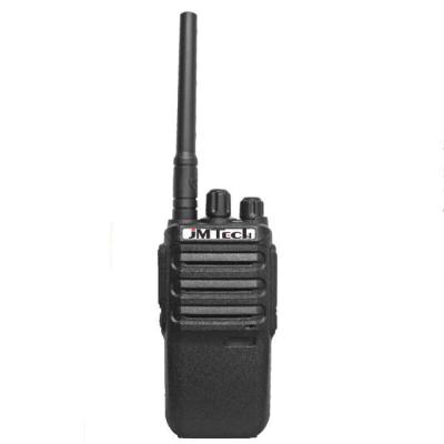 China Radio IP54 Waterproof 2 Watt Two Way Radio Mini UHF Walkie Talkie Movie Talking Handy Police Scanner Two Way Radio Low Power for sale