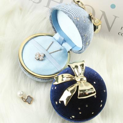 China Jewelry Ring Display& Wedding Ring Boxes Jewelry Ring Display & Wedding Jewelry Ring Packaging Box Gypsophila Corduroy Jewelry Box Bowknot Ring Boxes In Running Round for sale