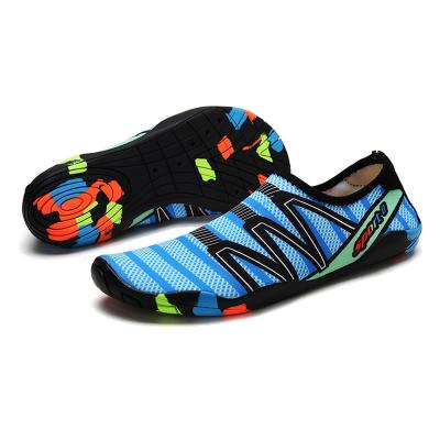 China Unisex Water Sports Shoes Anti-odor Sports Shoes Lightweight Beach Diving Shoes for sale