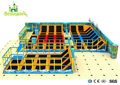 Китай Подгонянная кровать скачки парка батута дизайна красочная крытая для клуба спортзала продается