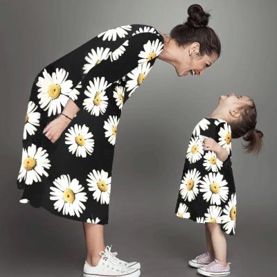 China Breathable Summer Mommy And Me Girl Matching Family Mom Dresses Floral Clothes Mommy Dress Kids Child Matches Mommy Big Sister Baby Girl for sale