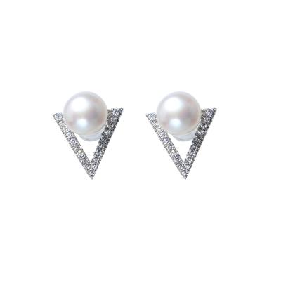 China 2021 CLASSIC fashion jewelry triangle design gold plated CZ good quality button pearl earring stud for women for sale