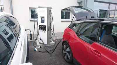 China Dc Chademo Ccs 2 Level 3 Charging Pile Ev Charging Station 60kw 150kw zu verkaufen