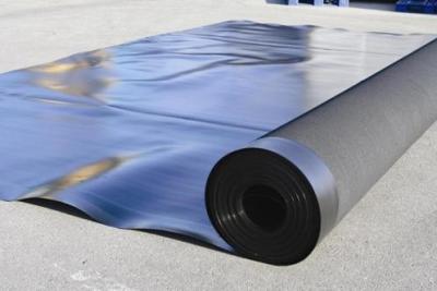 China Anti UV Geomembrane Pond Liner , Plastic Landfills / Fish Ponds Liners for sale