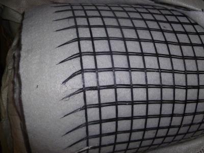 China Hochfeste anti- zerreißende zusammengesetzte Geotextilien Fiberglas Geogrid, Breite 1 - 5.8m zu verkaufen