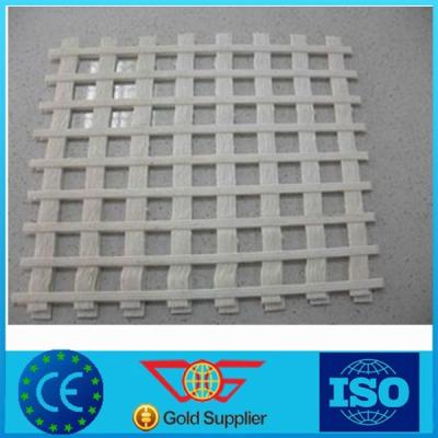 China 30kn - Haustier 800kn/M Pflasterungs-Verstärkung-Geogrid pp. überzogenes Polyester Geogrid PVCs zu verkaufen