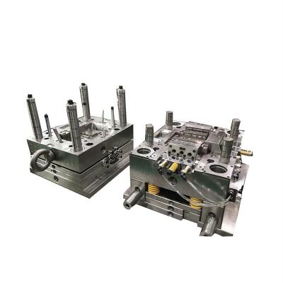 China 2020 high precision plastic wireless controller thermoset injection mold for sale