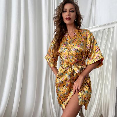 China 2021 New Arrivals Floral Print QUICK DRY Satin Belted Maxi Dress Custom Design Bridal Maxi Dresses Bridesmaid Gifts Women Wedding Maxi Dresses for sale