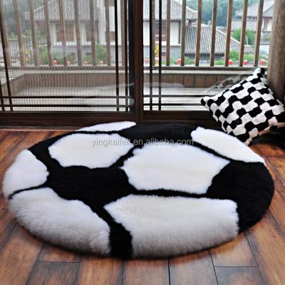 China DIY Football Shape Sheepskin Anti-Slip Blanket, Sheepskin Cushion, Sheepskin Rug for sale