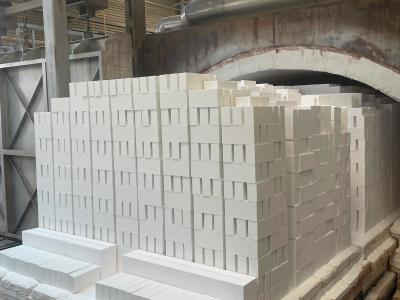 China 90-99 Sintered Corundum Brick Refractory Fire Bricks For Petrochemical Furnaces for sale