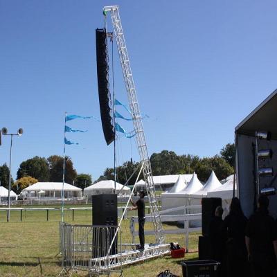 China Heavy Load Aluminum Line Array Speaker Truss Tower For Hanging Speakers for sale