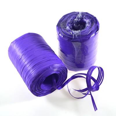 China Christmas Decoration Solid Color Ribbon Gift Wrap Ribbon Metallic Colored Plastic Wrapping Ribbon Iridescent Plastic Roll for sale