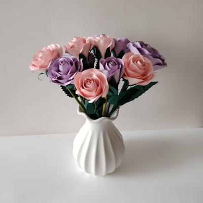 China Bundle Other Decorative Flowers and Plants Wedding Flower Roses Artificial Flowers for sale