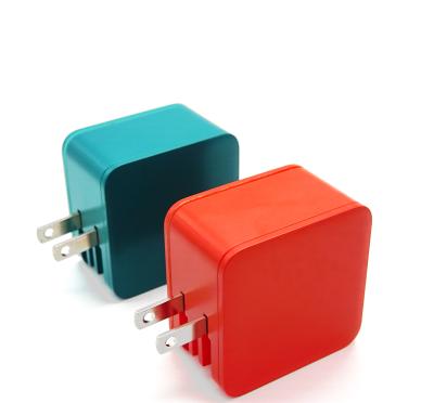 China Portable 65w Usb Fast Wall Mobile Phone Cell Phone Palladium Charger for sale