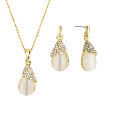 China Hot Romantic Alloy Rhinestone Zircon Necklace Jewelry Set Oval Opal Pendant Necklace And Earring Sets for sale