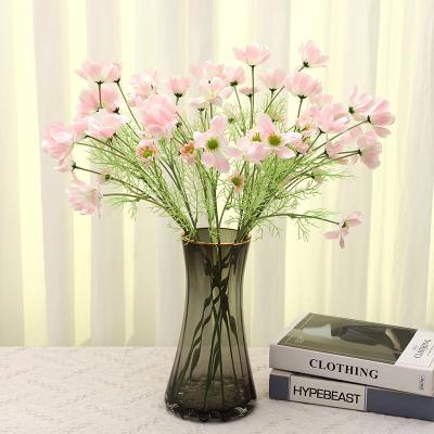 China Vivid Simulation Chrysanthemum Daisy Home Decoration Wedding Flower Decoration Color Artificial Flower for sale