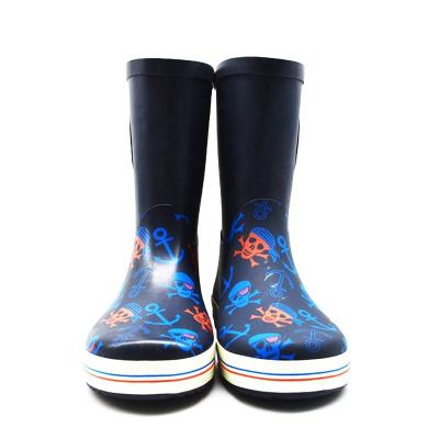 China Hot Selling Logo Boys Wellington Boots Waterproof Custom Boys Rubber Rain Boots For Toddler And Youth for sale